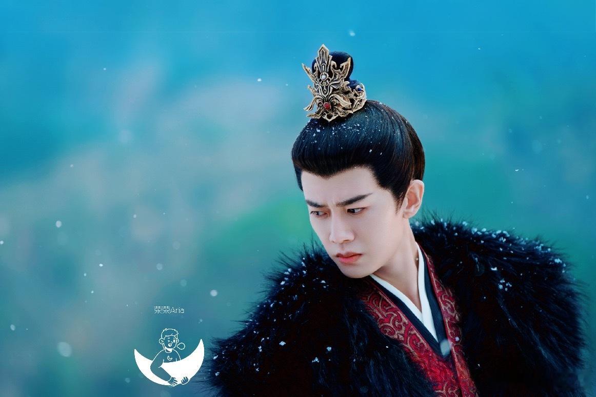 我就喜欢这种极其疯癫的剧情，陛下 继续继续不要停，我爱看你的强制爱，救命～我完全