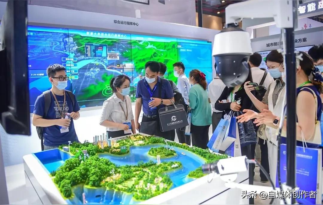 千年都江堰：藏在碧波里的治水智慧，至今仍滋养华夏大地
 
两千多年前的战国古蜀，