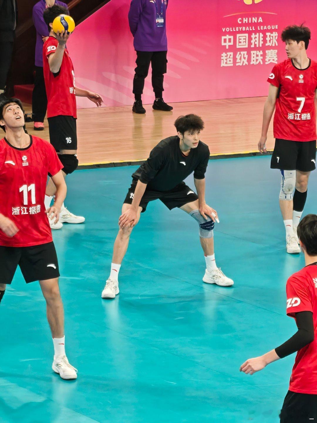 有点东西啊小米手机，根本不会拍照，拉了个十倍镜能拍成这样