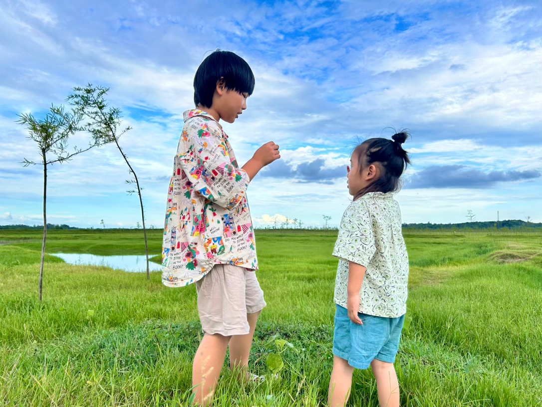 起床啦先补一个柚子哥哥📚暑假第41天的plog～在山里，小气候天气比较明显一边