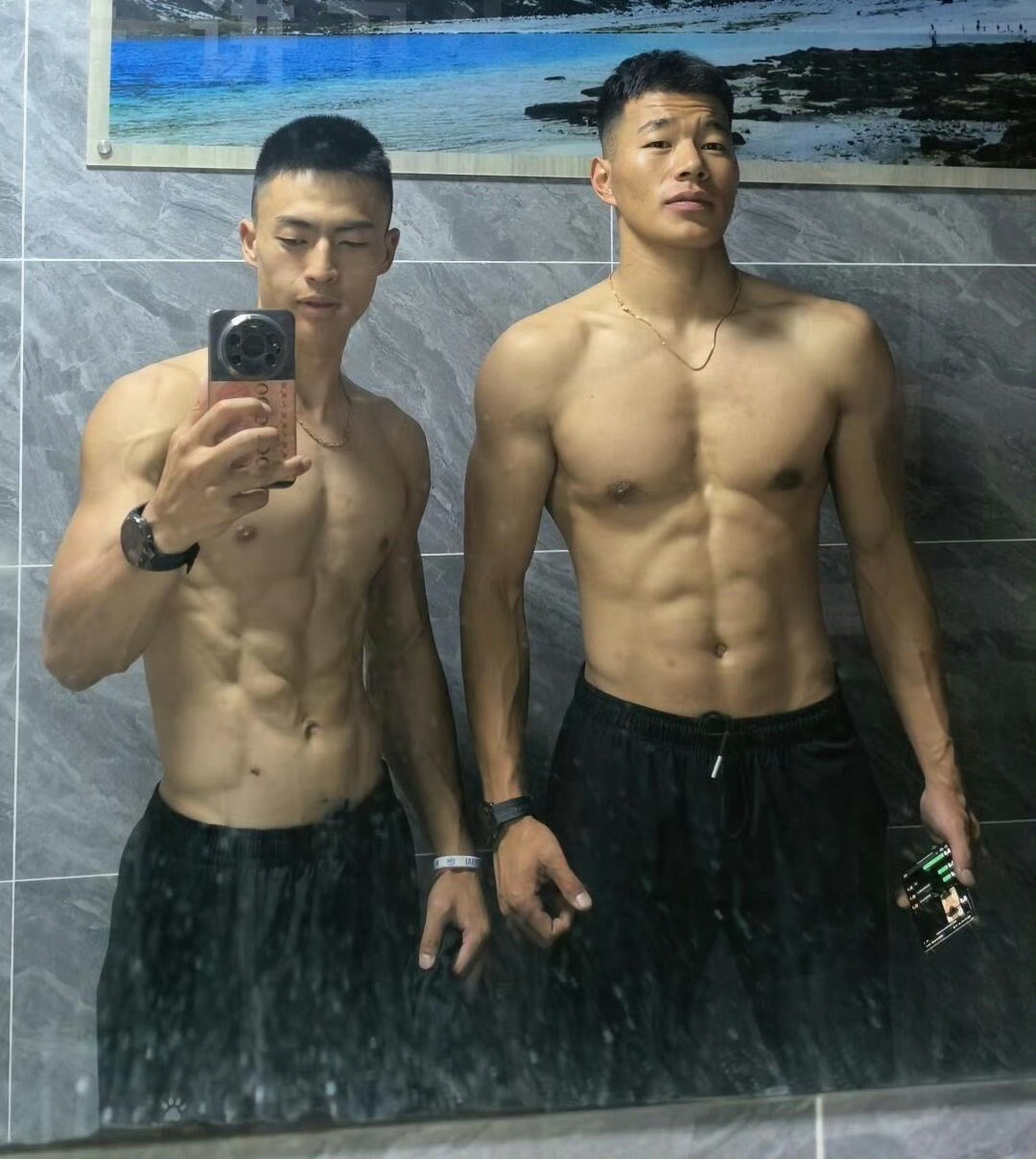 2️⃣选1️⃣ 帅给力