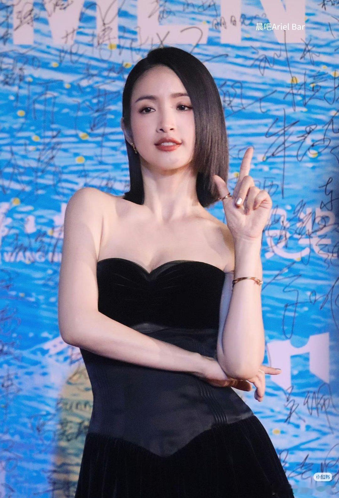 花少2026丑话说在前花少官宣这段还挺有意思，林依晨直接坦白自己会急躁怕心累。不