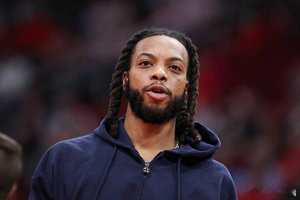 泰·卢表示，达里厄斯·加兰在昨天的五对五对抗赛中表现出色。特别提到了他的速度和投