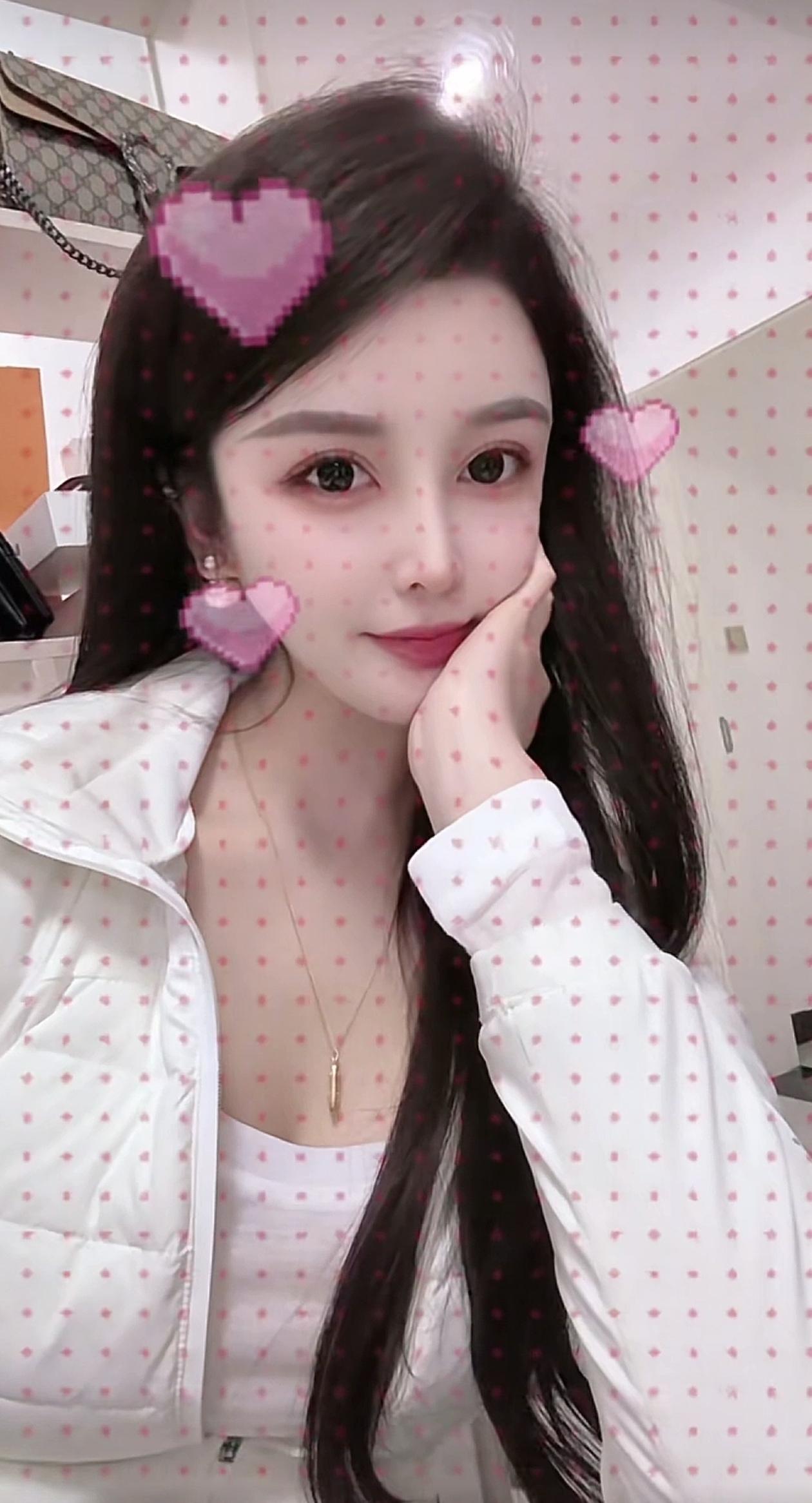 元气满满的一天从可爱的心形图案开始！💖✨