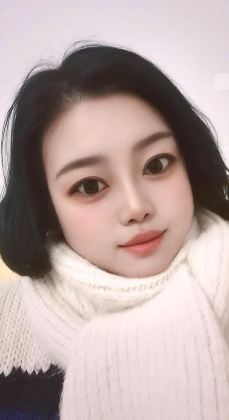 这就是美颜，跟没有美颜的差距⊙▽⊙