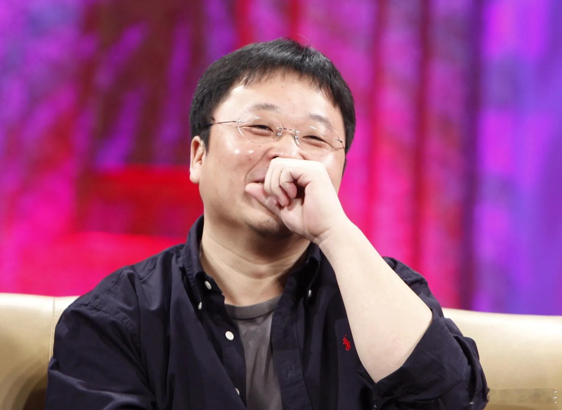 西贝 罗永浩这一次我站西贝[淡淡的][淡淡的][淡淡的]因为罗永浩这边已经站不下