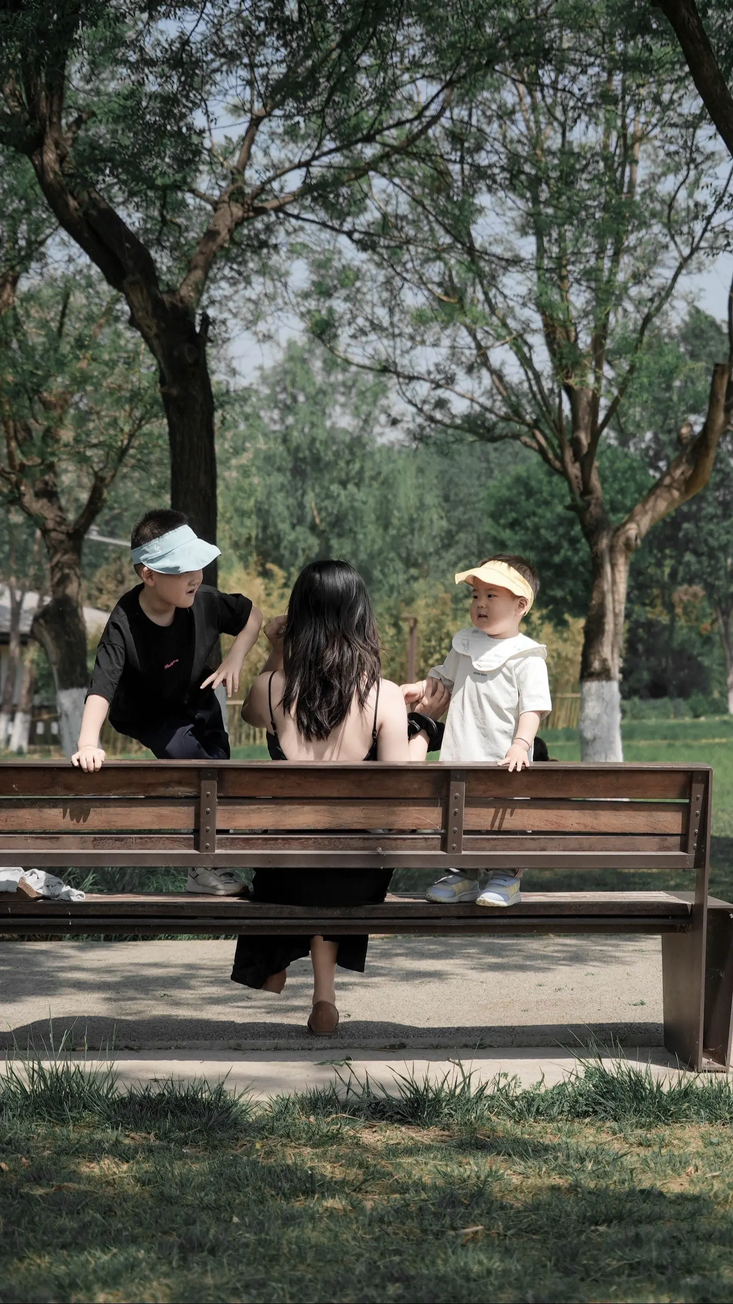 成为妈妈又怎样青春逝去又何妨我依旧可以有自己的兴趣爱好有自己的穿衣风格...