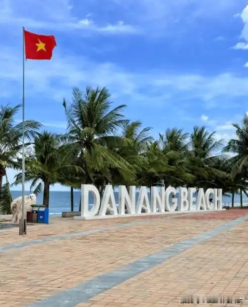 苏林访华对越南内政影响深远。苏林带领豪华阵容访华，搞全政府外交，显示出他对国内把