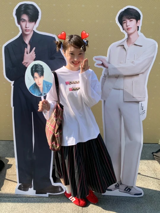 被张凌赫包围啦❤️