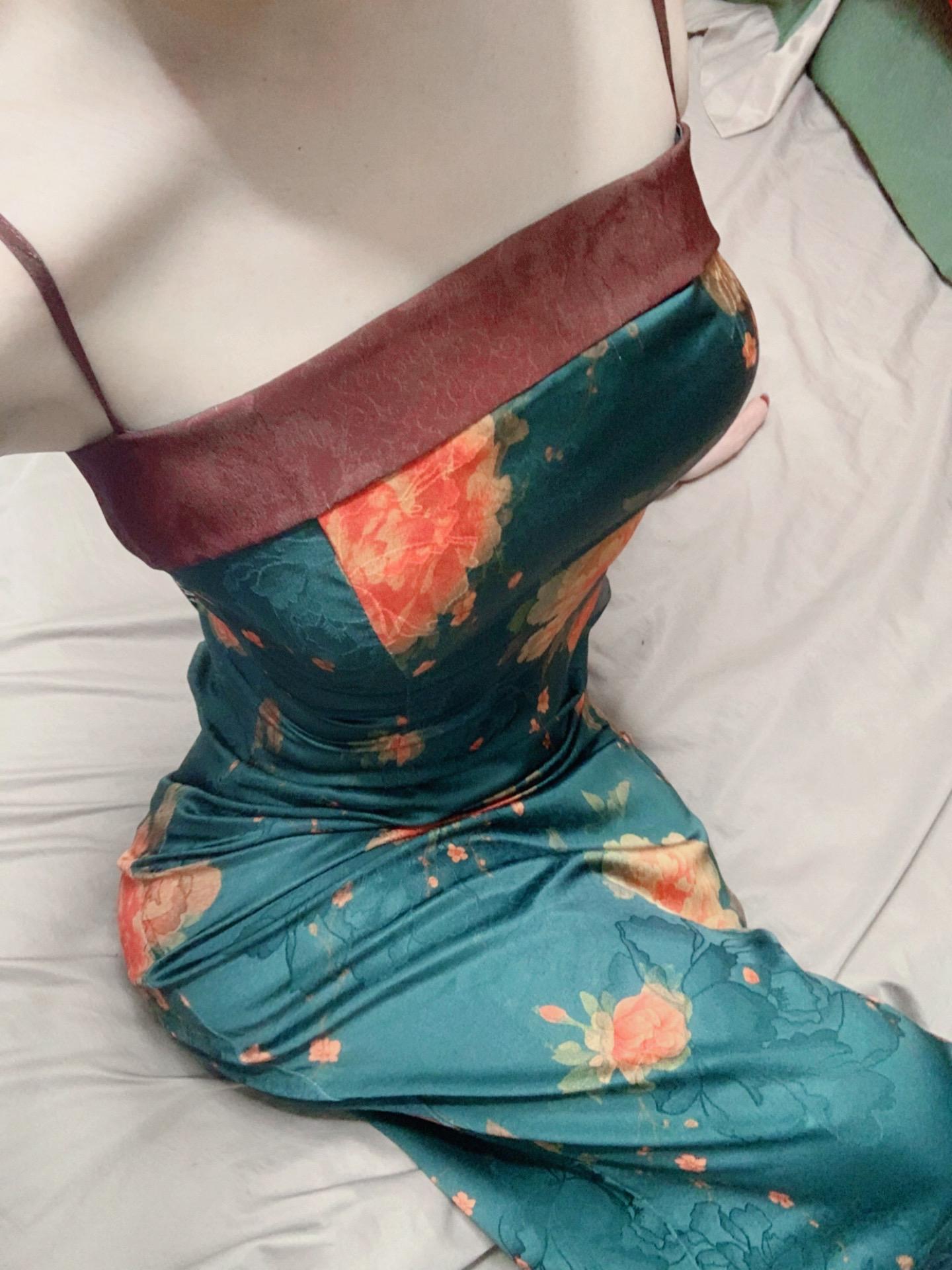 我也曾震动你万念俱灰的左心房 对吗