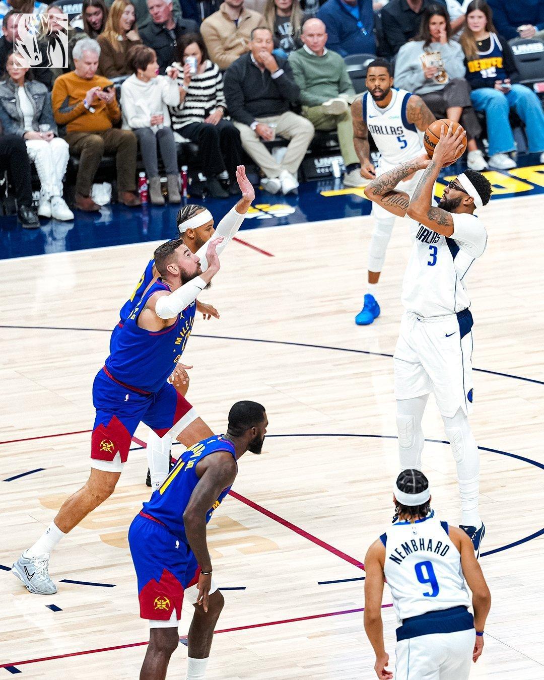 浓眉赛后谈高原作战：“我确实很累，但更多是精神上的疲劳，为了回到球场，我没有太多