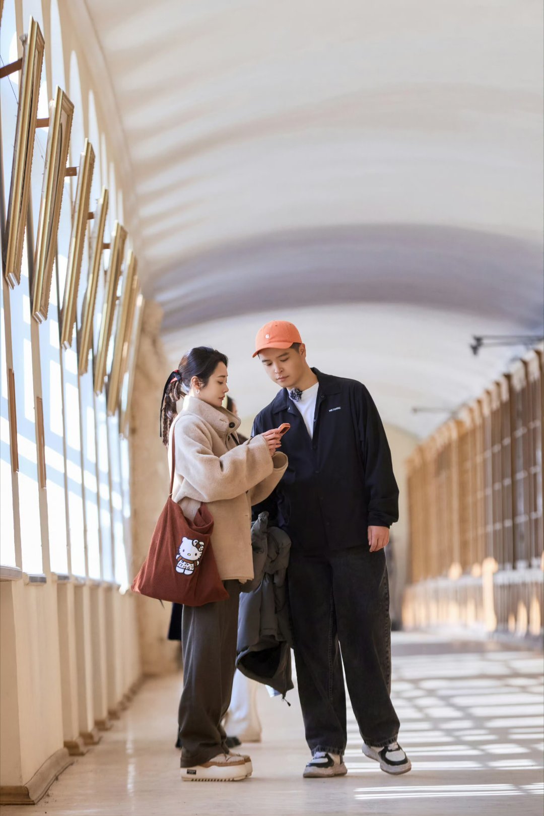妻旅用爱架起中俄文化交流桥梁妻旅团漫步俄罗斯热土，在风光里邂逅异域风情，在相处中