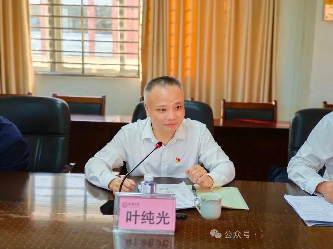 广东省民办教育先进工作者
惠州市优秀校长
博罗县教育系统先进个人
博罗县“教育改