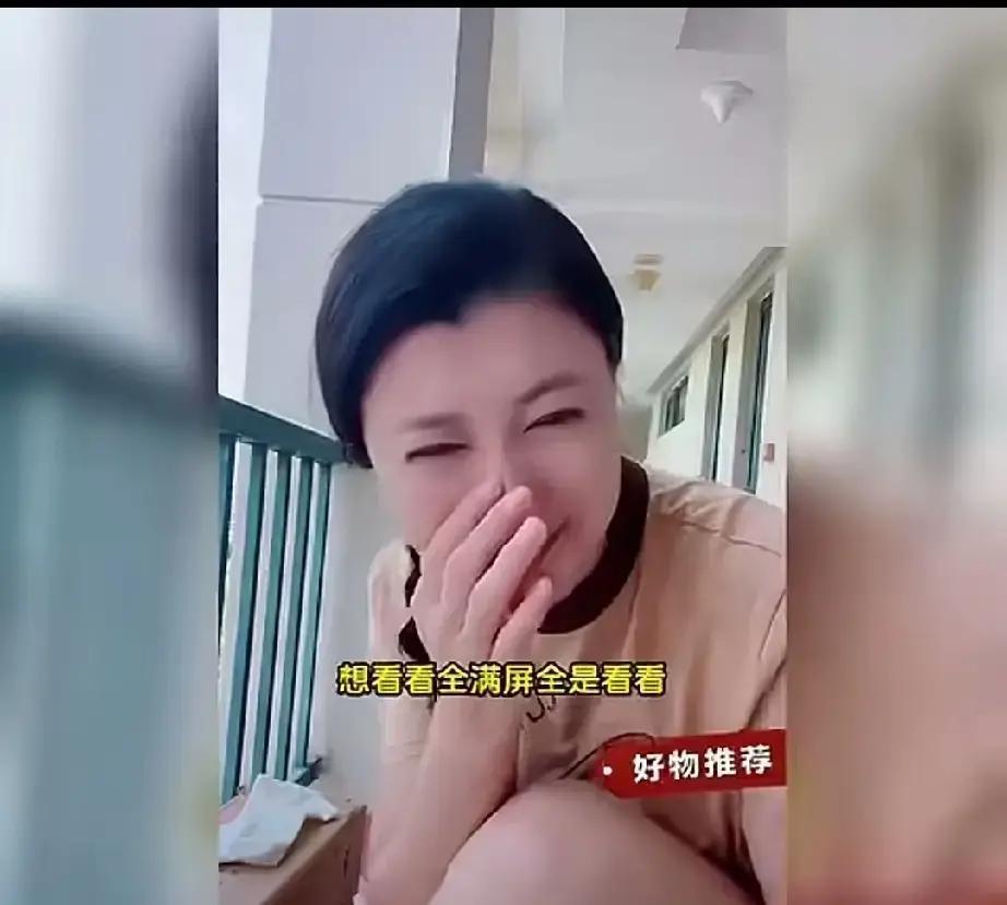 “老伴回来了”喊得震天响，镜头里连根头发都没露，观众白等两小时。
 
这不是第一