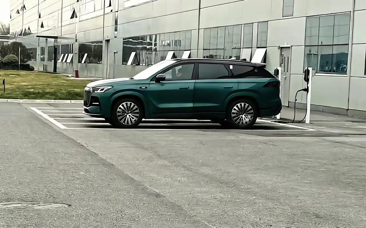 瑞虎9实拍，记住。这是新款。绿色好看瑞虎9X 瑞虎9越野