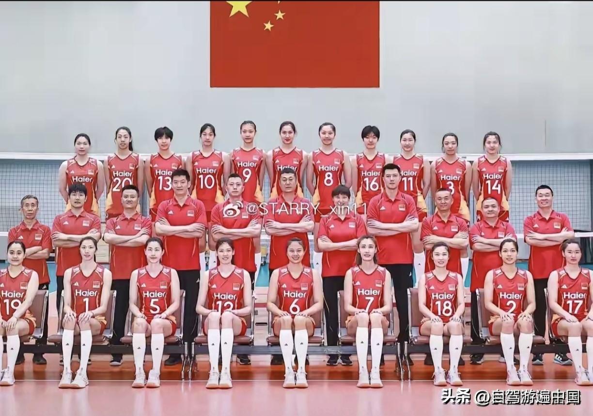 规则助力中国女排3：0战胜塞尔维亚女排。
塞尔维亚教练说她们输球的原因是发球攻击