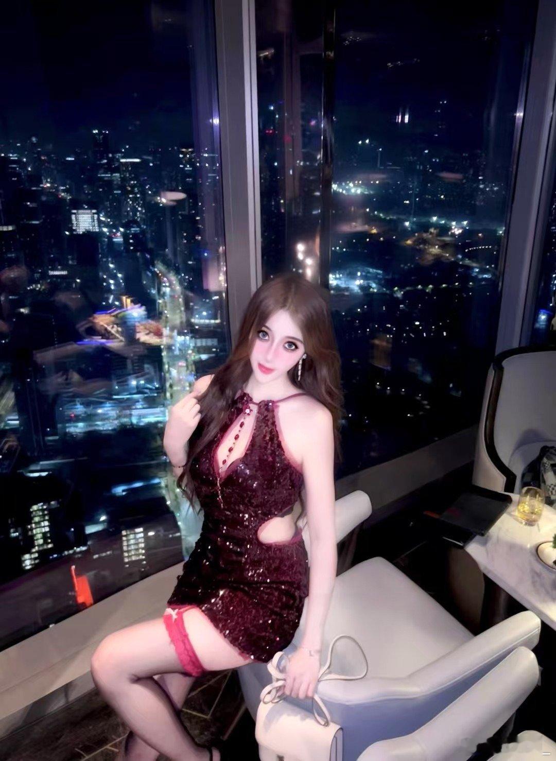 Night vibe🌃美女如云[超话]今日穿搭(ootd)今年第n个漂亮时刻我