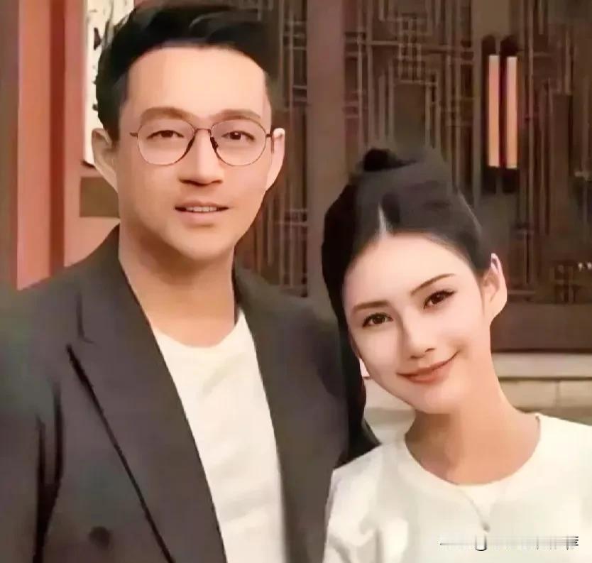 大S现在被网爆的太严重了，离婚后汪小菲给赡养费是应该的，不过不停地要，过分地要，