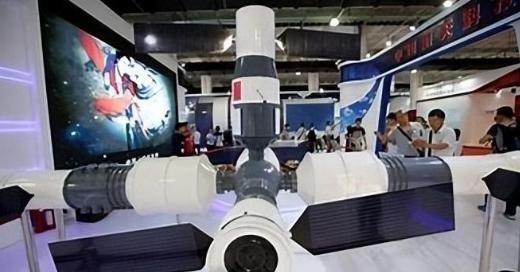 为什么大家都不提中国空间站了？没脸提，跟国际空间站差距太大。说白了，现在不提中国