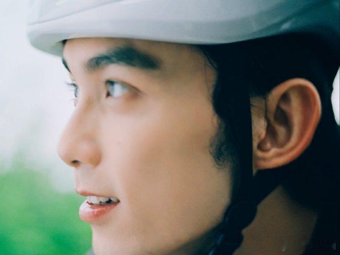 #吴磊眉眼特写#这个眉眼特写还有眼神都特别喜欢～ ​​​