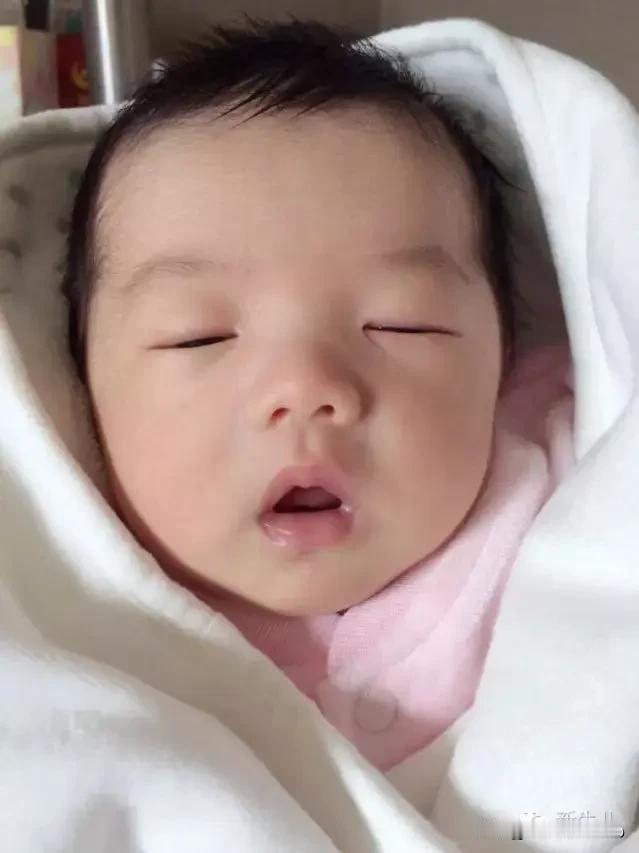 我认为支持

国家在发展，社会在进步，给男性育儿假，无可厚非，点赞支持！

育儿