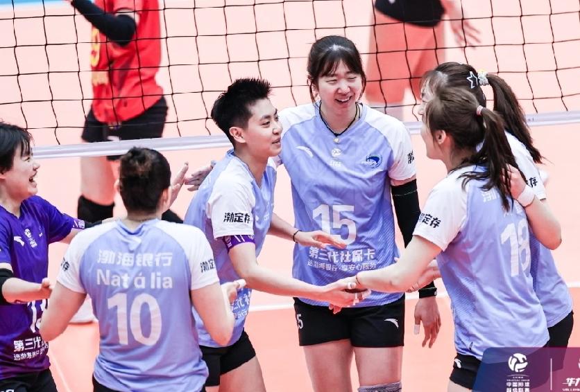 马丁内兹20分！9个拦网！巴西娜塔莉亚19分！天津队外援发挥出色！

今天下午的