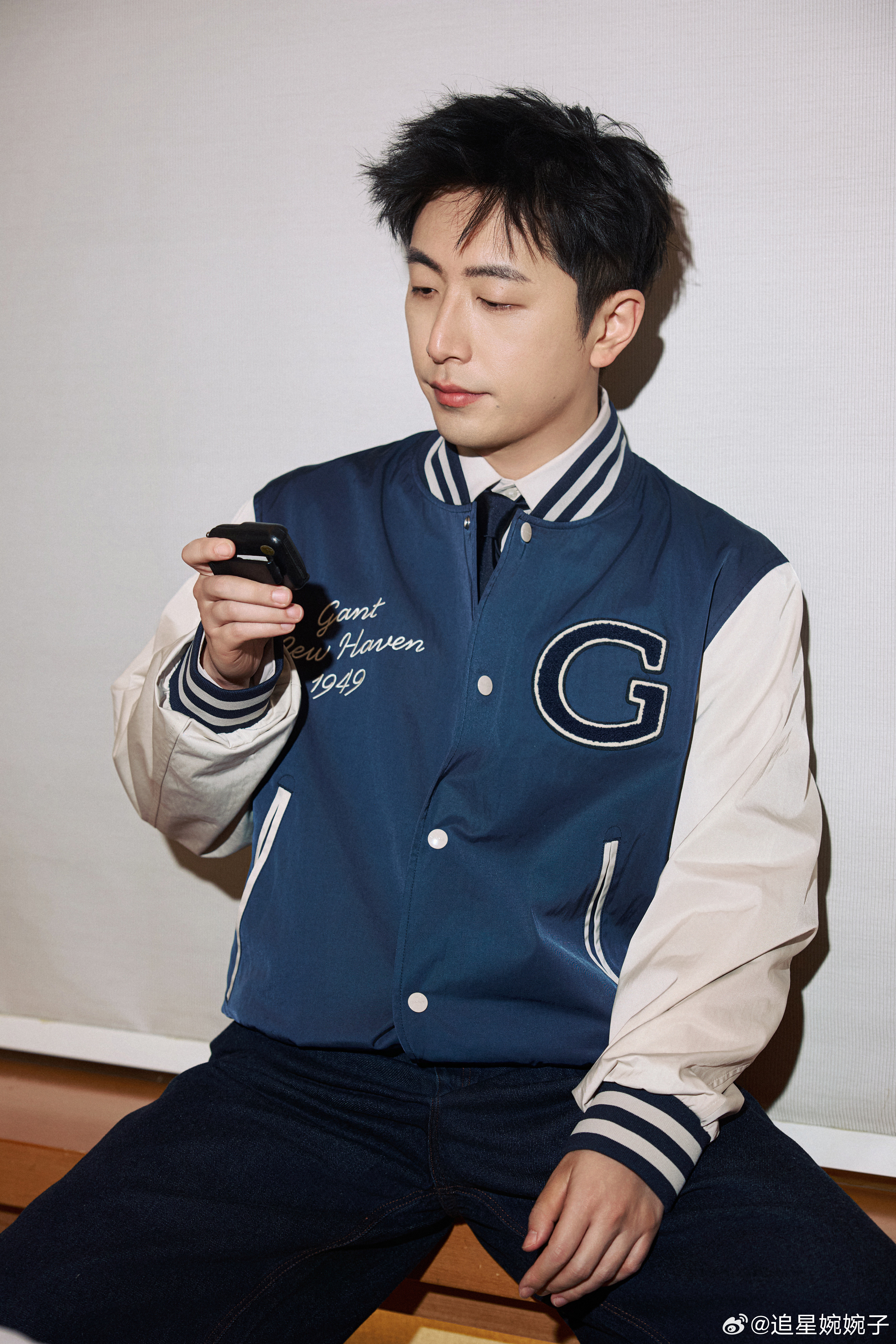 感觉白客死缠烂打就能谈上性格软乎乎超好说话！看着就没距离感，现实里只要主动一点，