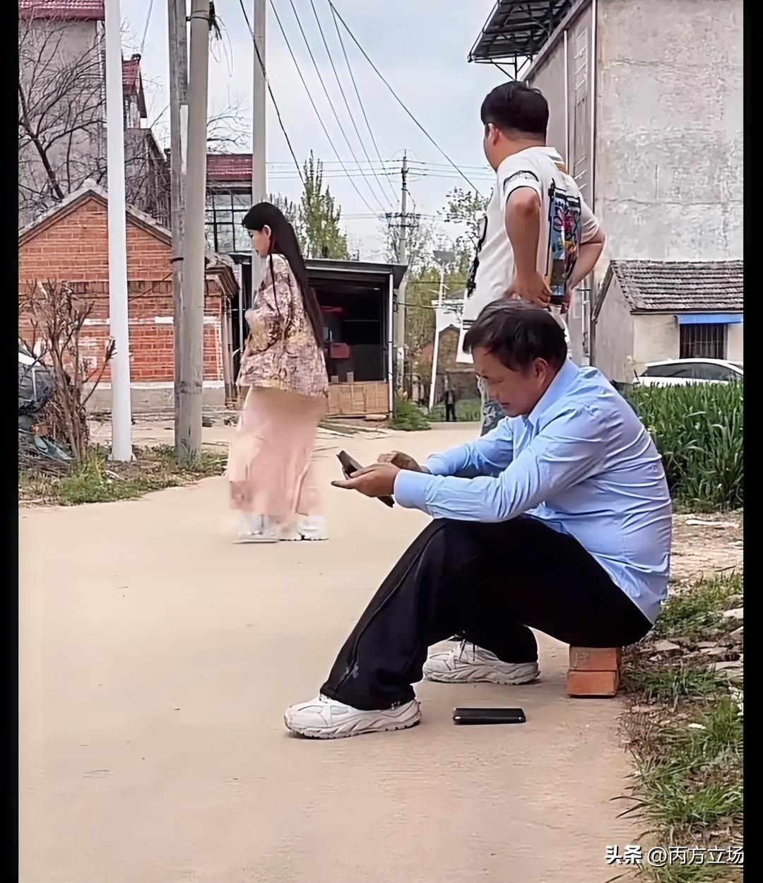 之前总有人说沈巍老师有团队、有专车、甚至有厨师，我还差点信了！直到看到这张太和县