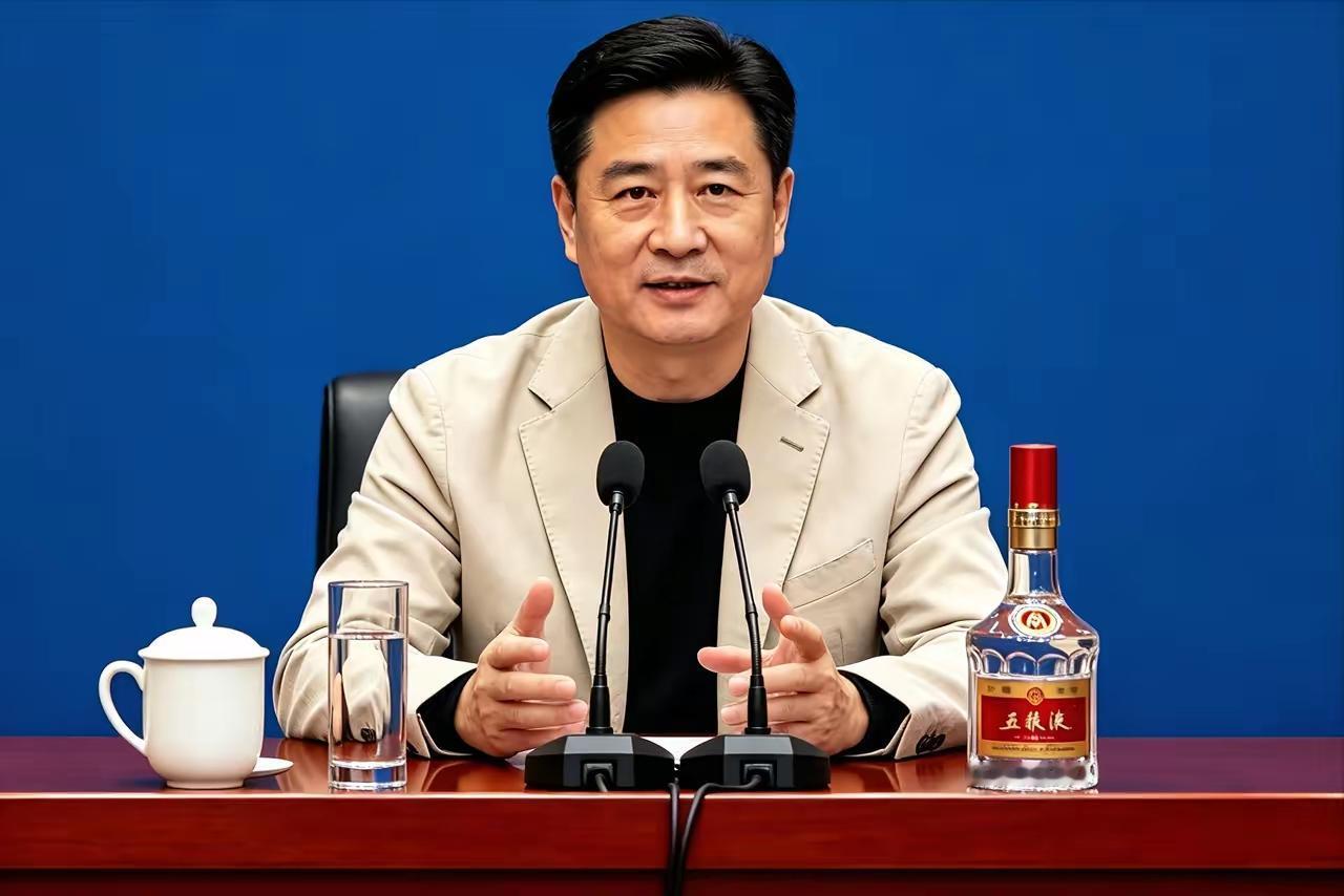 深夜传出的渠道传闻，在整个白酒行业圈层疯狂传播，不少从业者彻夜翻看消息，行业微信