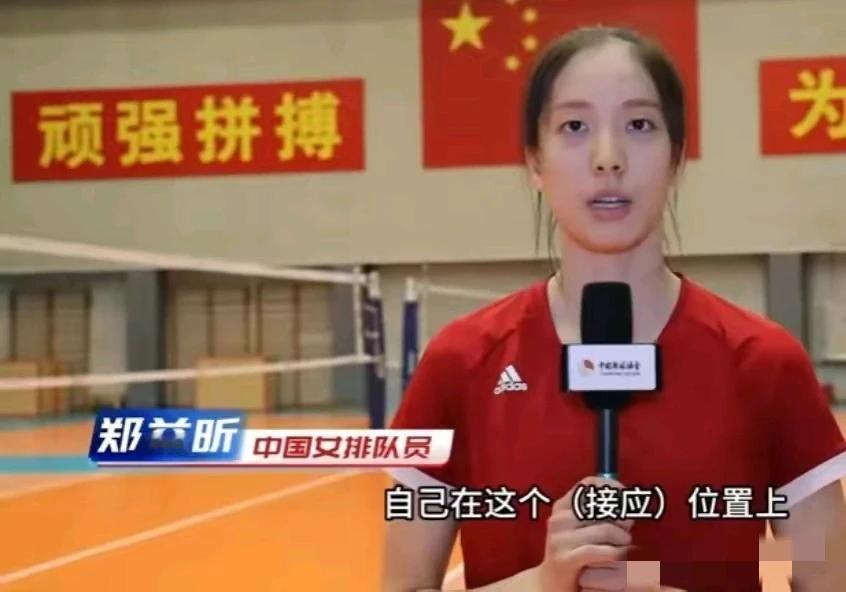 这大概是女排球迷们最想看到的奥运阵容了吧，巴黎奥运会女排13人名单：
主攻：李盈