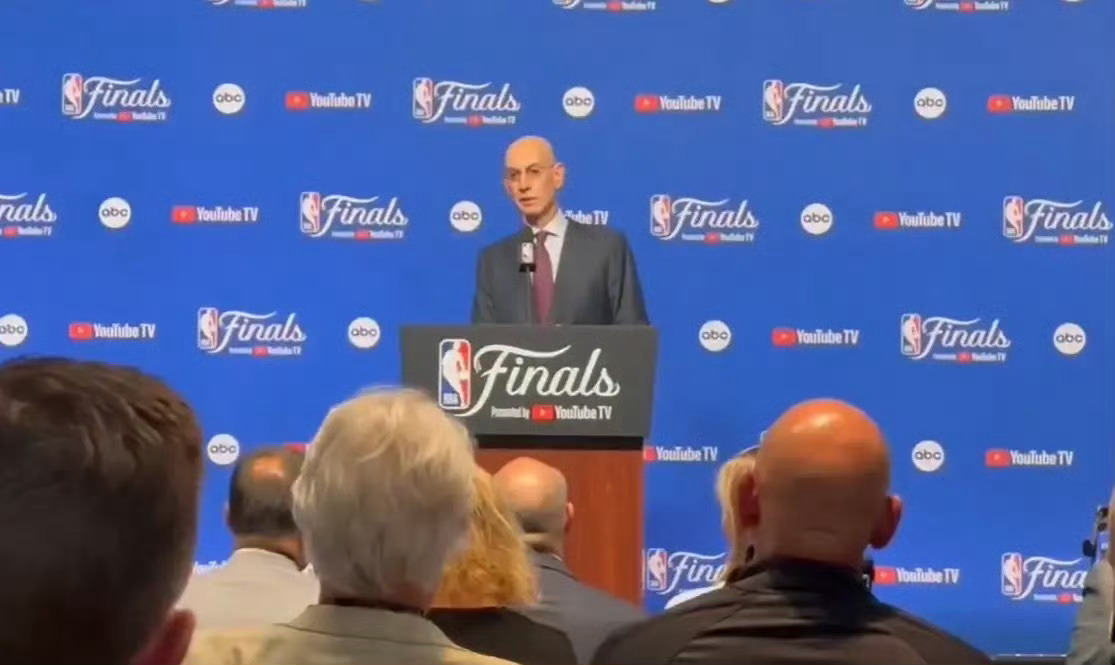 ​美媒ClutchPoints：“NBA已经正式宣布将在接下来的3个赛季中于欧洲