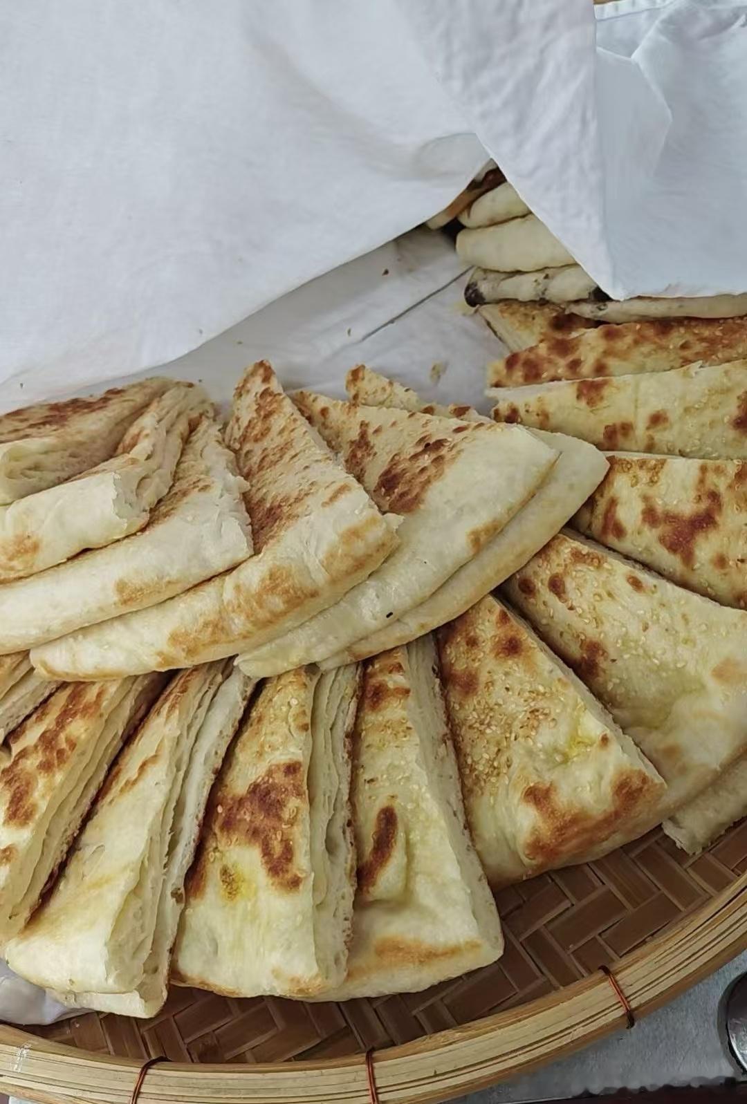 下雨天吃点高热量美食财金汇眼k线王-唐总