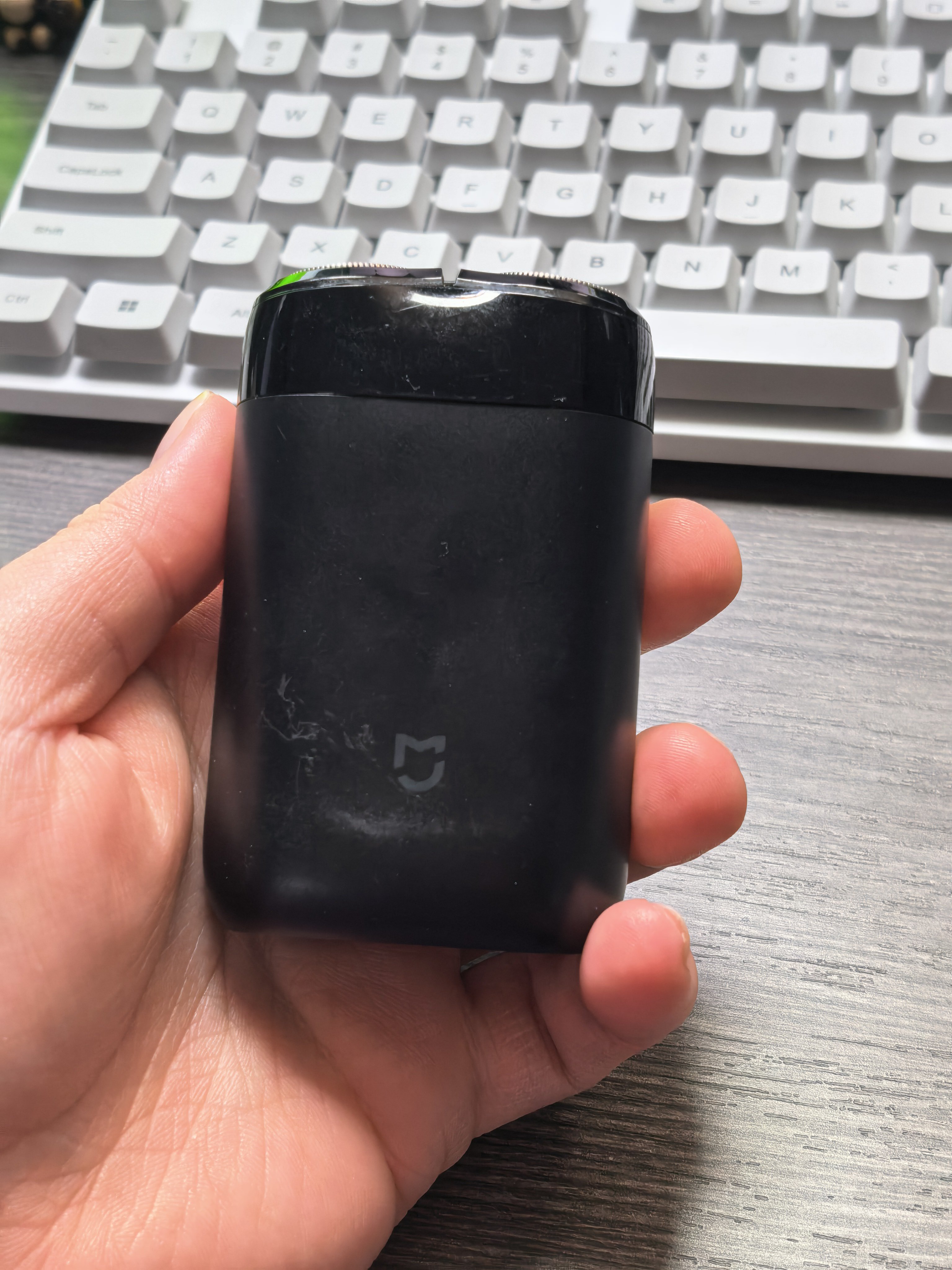 50 块钱买的小米剃须刀，确实好用 