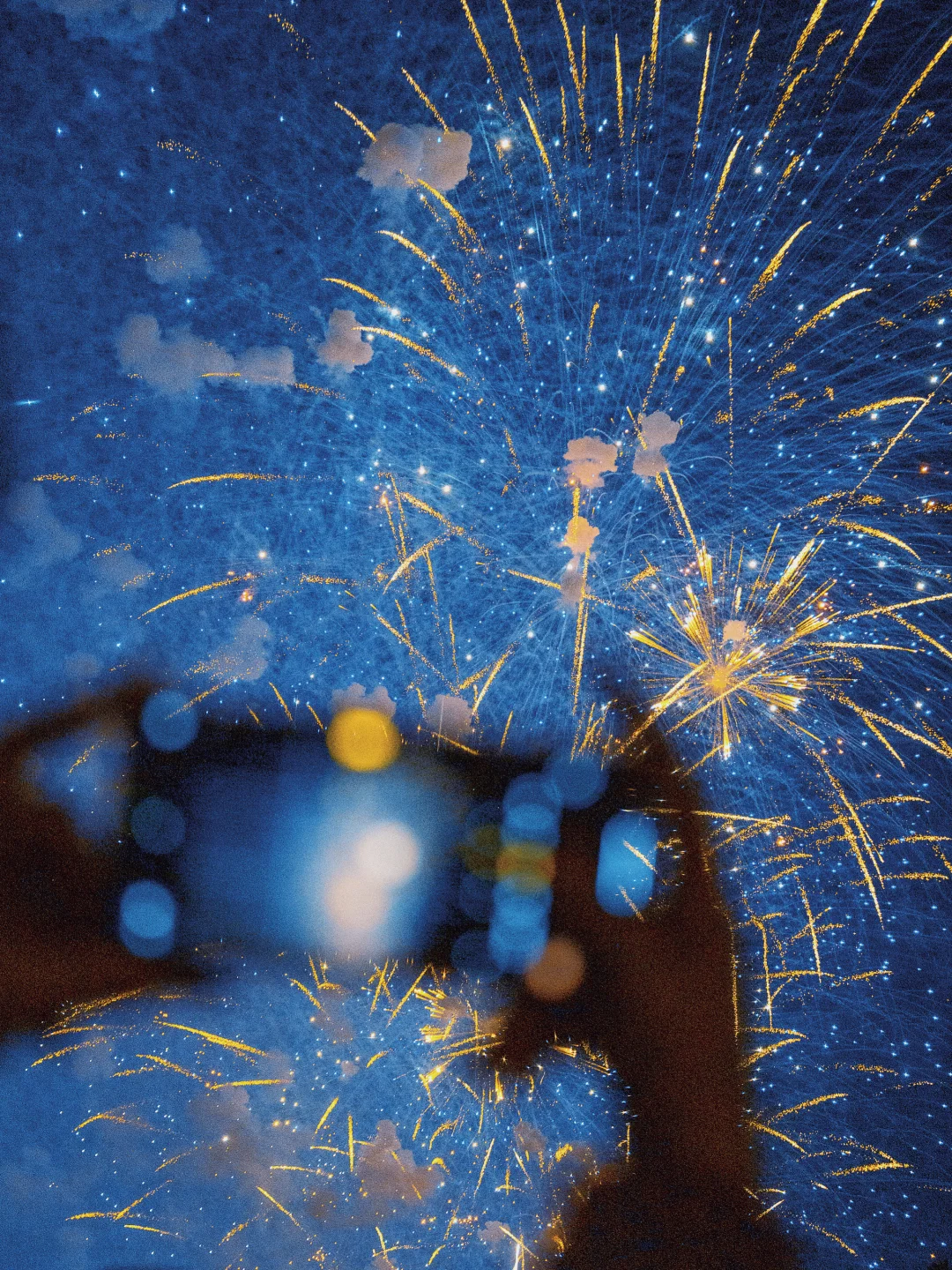 终于知道这种蓝调氛围感滤镜怎么调了‼️