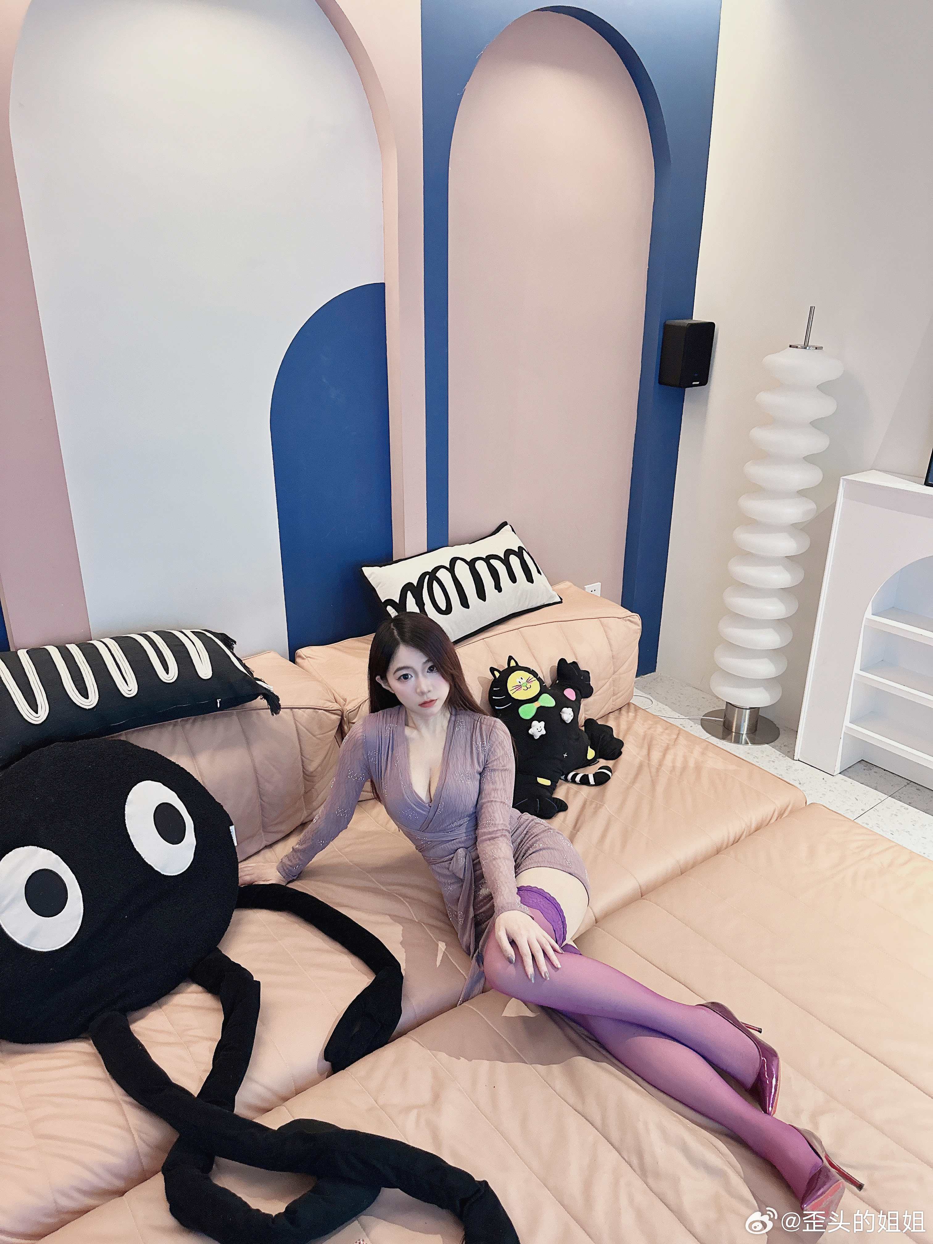 💜姐姐爱穿紫色  ​​​