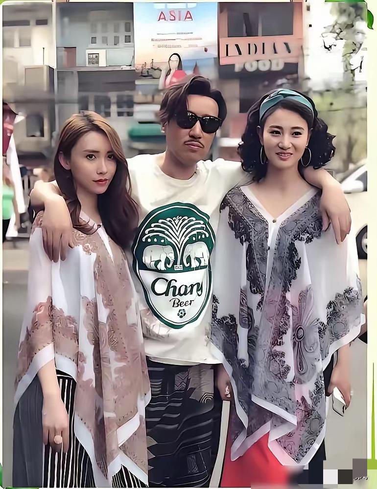 于和伟侯梦莎我认识，另一位女士是谁？