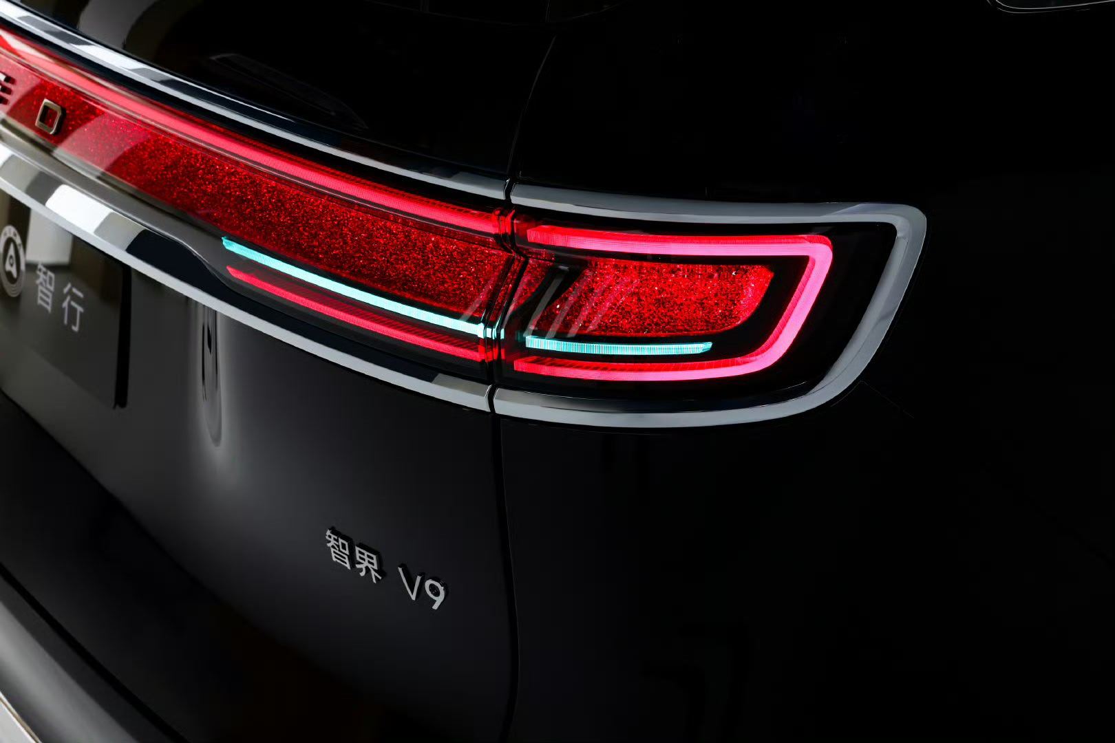 别忘了鸿蒙智行首款MPV——智界V9这是今年鸿蒙智行最主要的车型之一华为春季全场