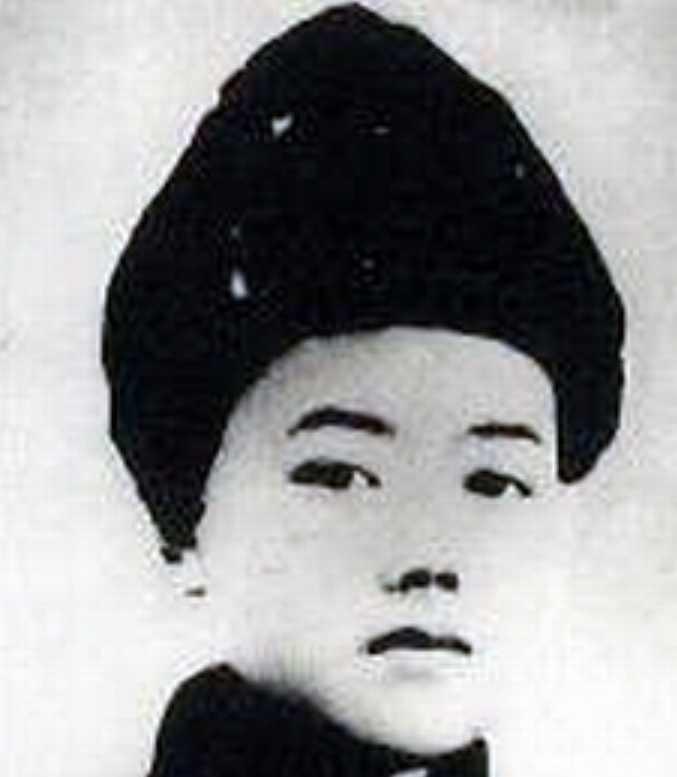 周树东（1918—1937），山东省平度县人，东北抗日联军高级指挥员。1925年