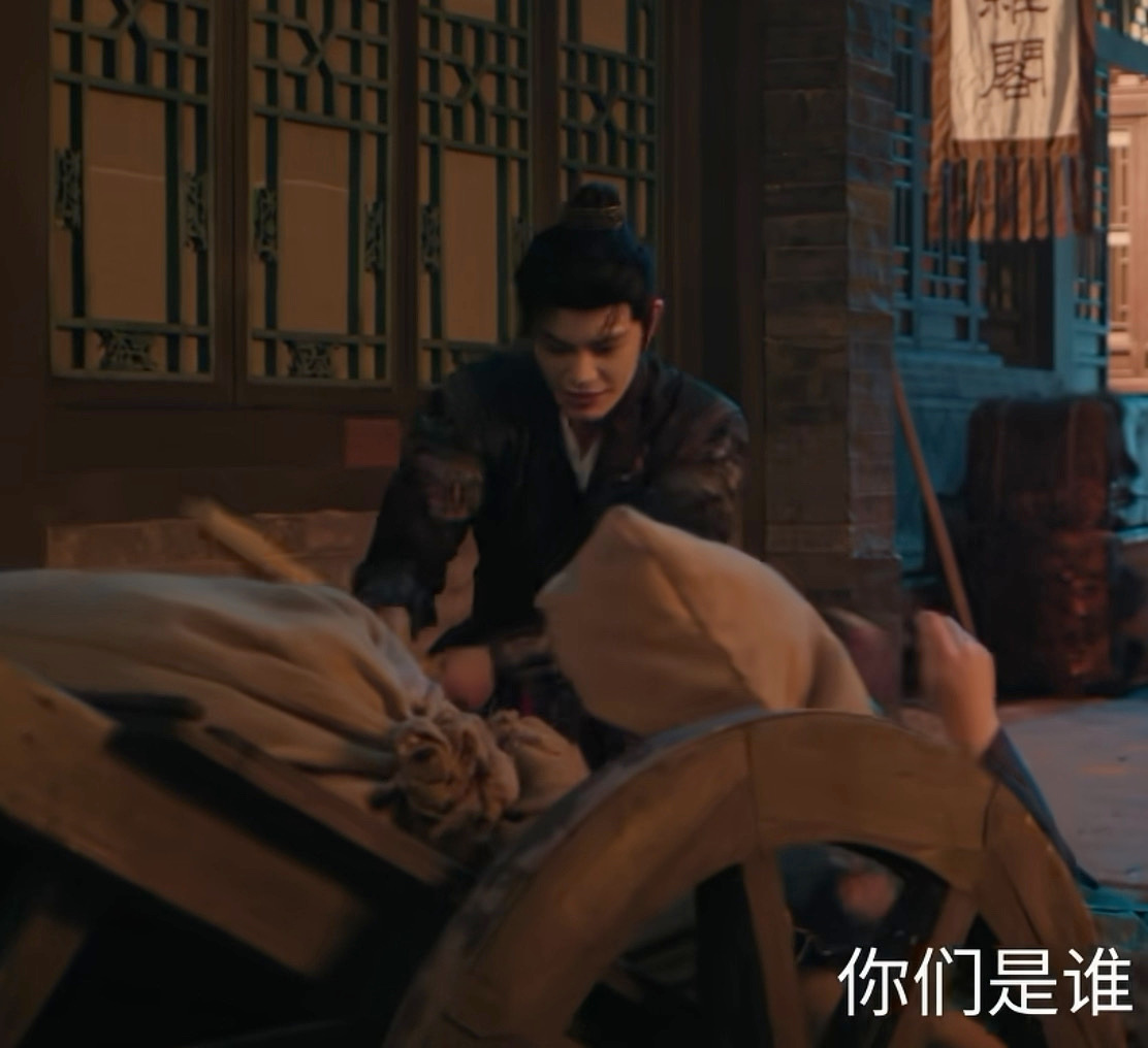 我家小凌人真好 只打麻袋不打人