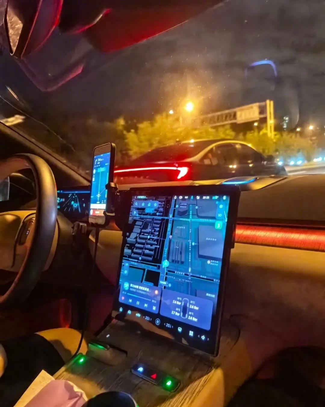 还真有买蔚来跑滴滴的
原来蔚来车主也不都是家财万贯的主啊
这位是生意失败还是还不