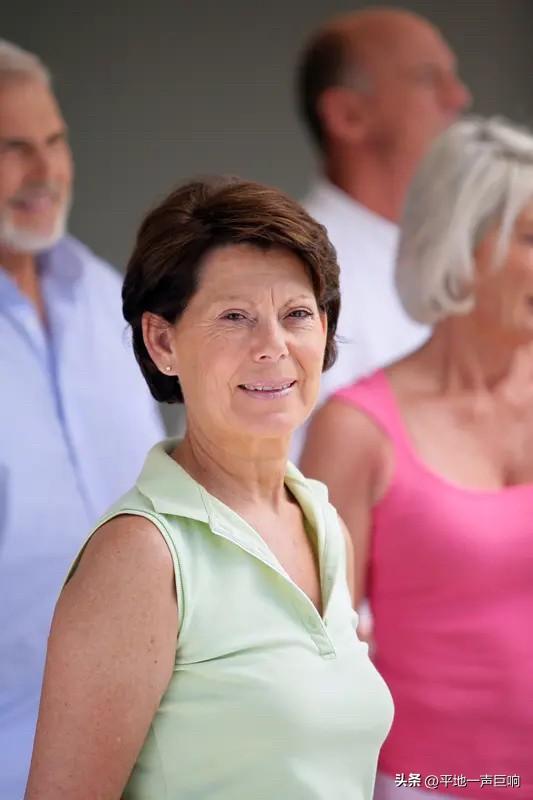 人最可恶又可怕的一点是什么，

一个人只要过了70岁以后，彻底的老龄化，

很容