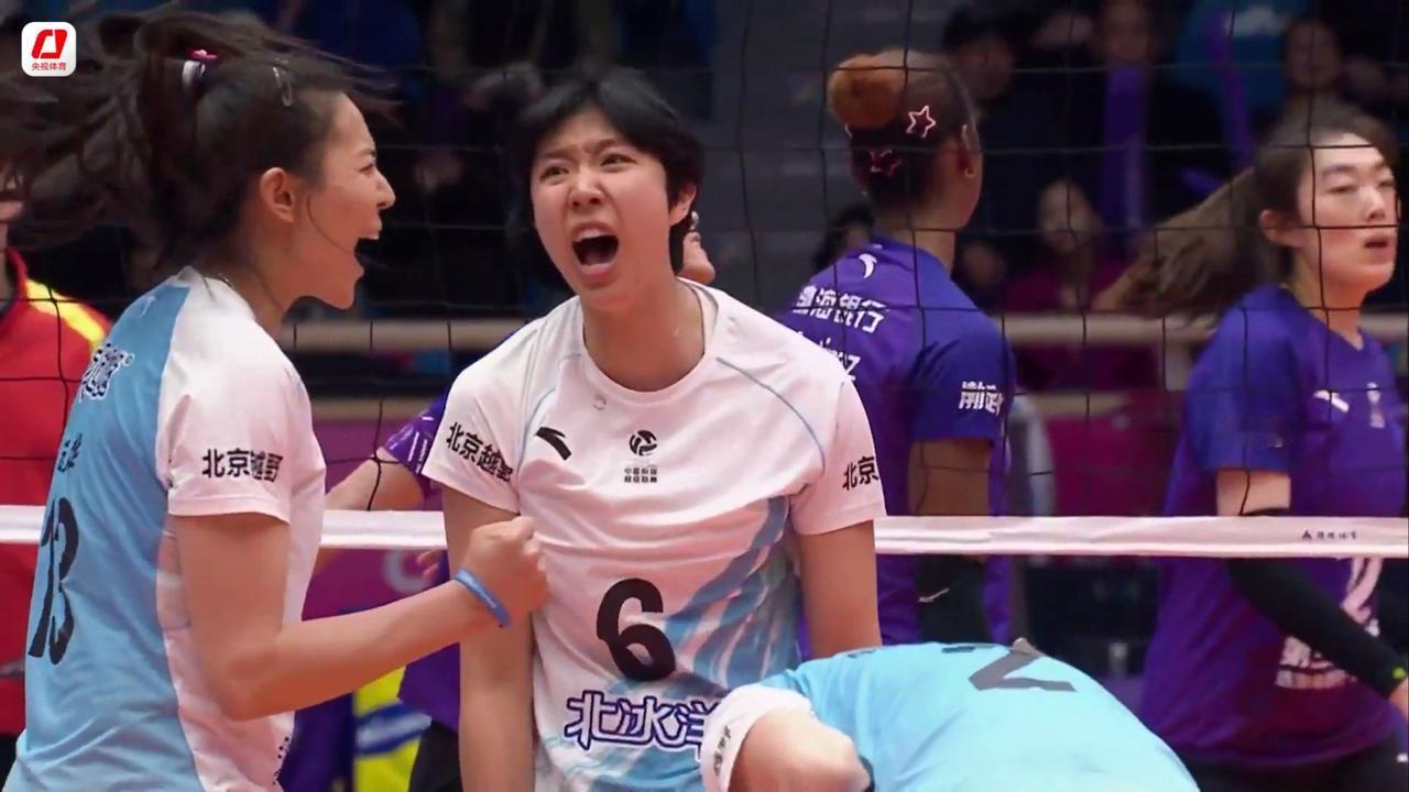 匡琦奇招频出，金烨换自由人登场，董禹含临危受命4扣3中！北京队客场3-2逆转天津