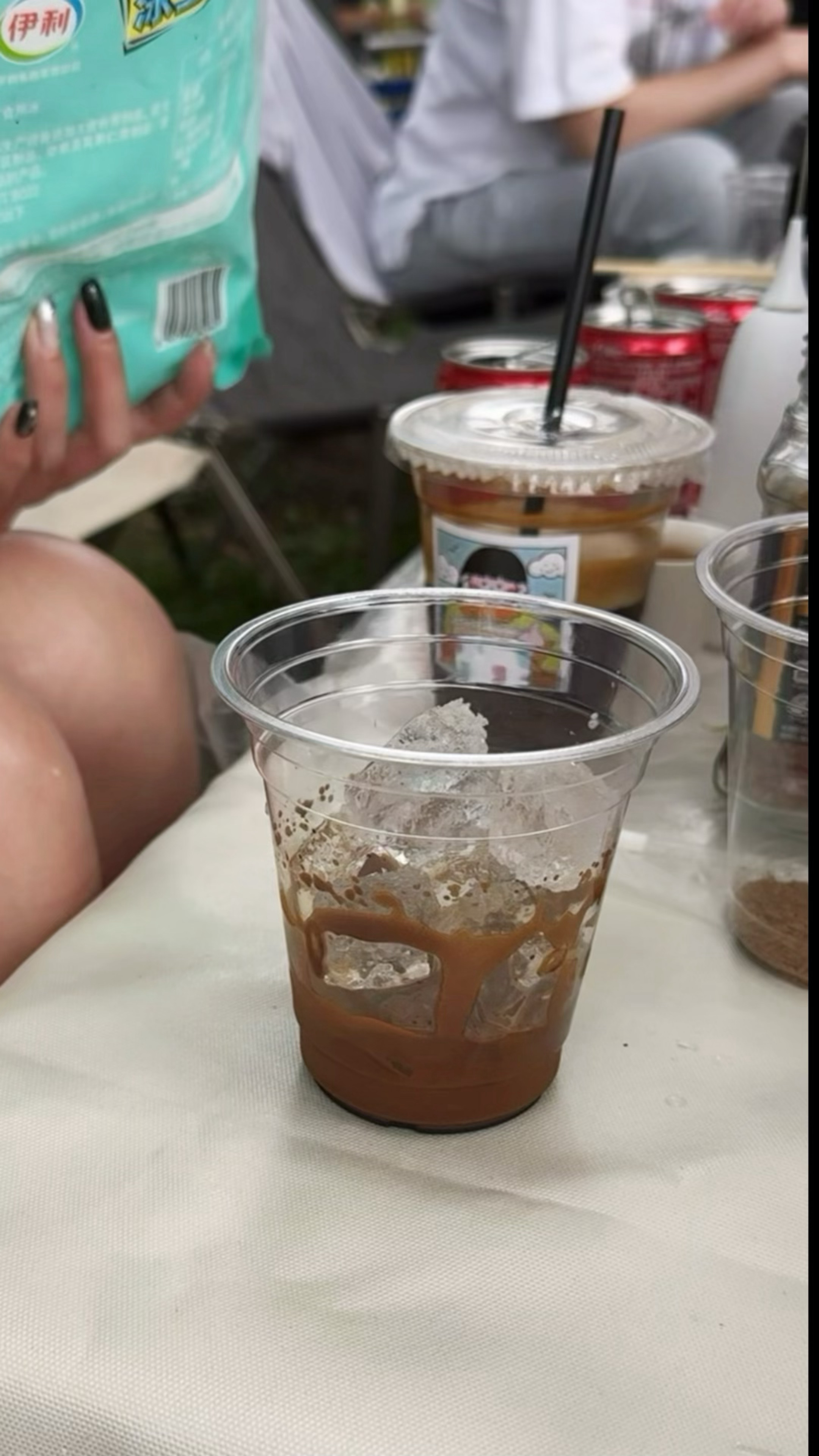 今日水吧营业🥤自制橙c美式成功！拉花不成功！ 