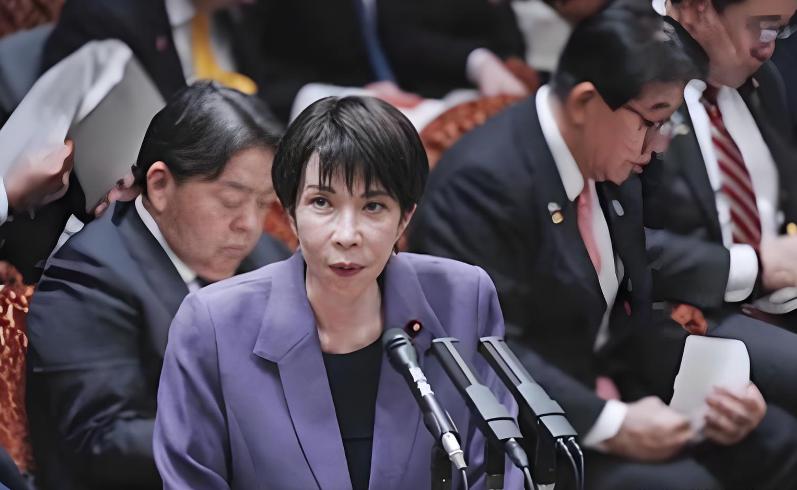 日本害怕了，随着近期中日冲突不断加剧，日本方面在钓鱼岛问题上释放出谨慎信号，这也