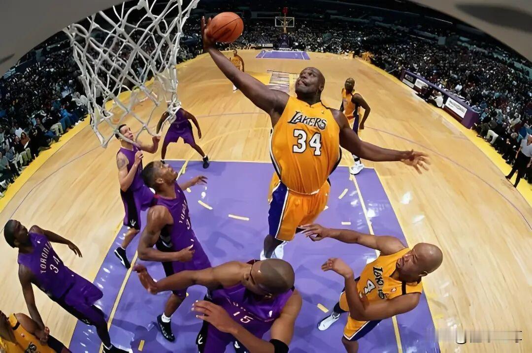文班亚马只有打出奥尼尔的表现，马刺才有希望逆转尼克斯夺冠！

今年NBA总决赛夺