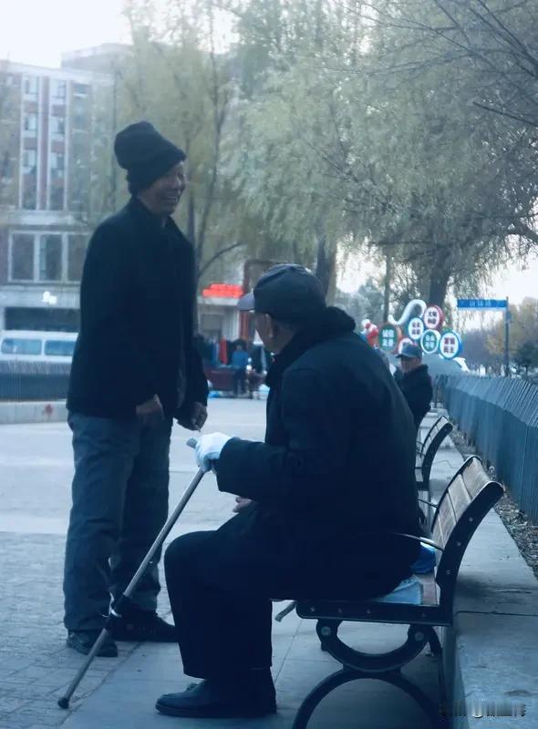 人和人之间，永远是相互的
 
世间所有相遇皆是缘分，人与人相处的长久之道，在于彼