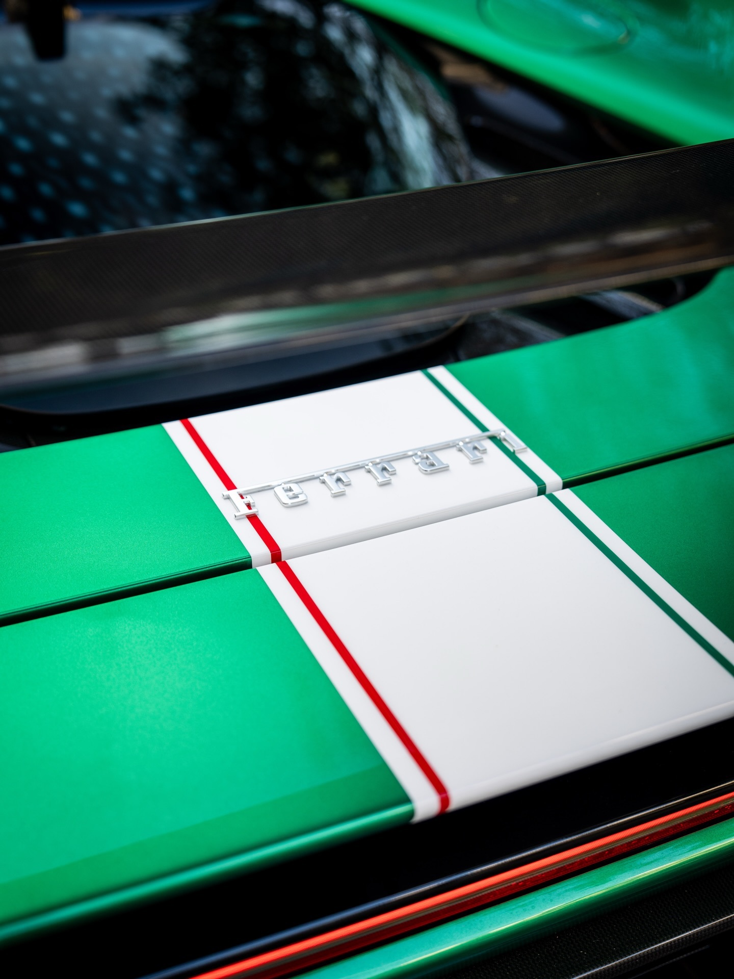 Ferrari SF90 XX Spider｜法拉利独特的双拼座椅颜色 