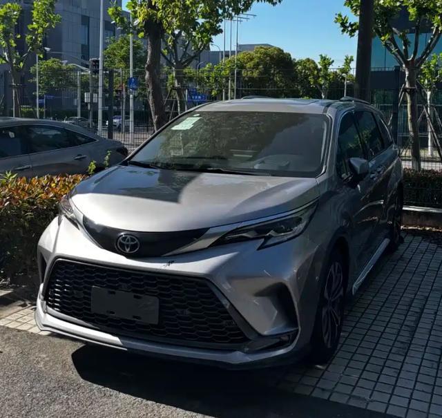 6 月 17 日消息，一汽丰田宣布旗下 2027 款格瑞维亚MPV 车型将于 7
