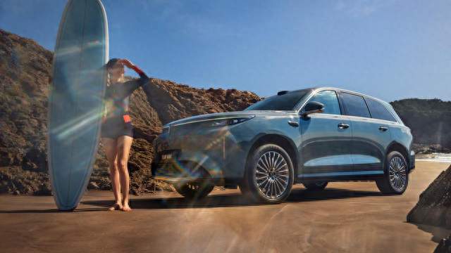 魏牌 V8X 正式亮相 打造智慧驾控五座豪华旗舰