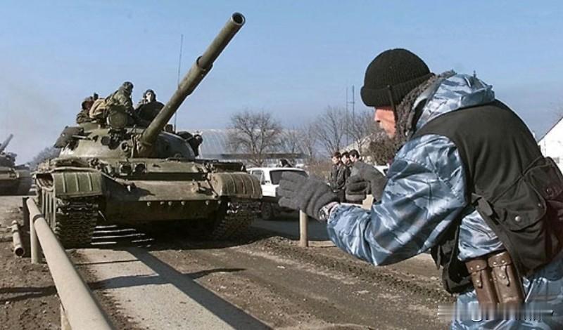 在1999年莫斯科二次对格罗兹尼用兵的过程当中，莫斯科军队曾经使用了少量的T-6